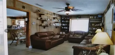 1366 NE 39th Street Oakland Park FL 33334