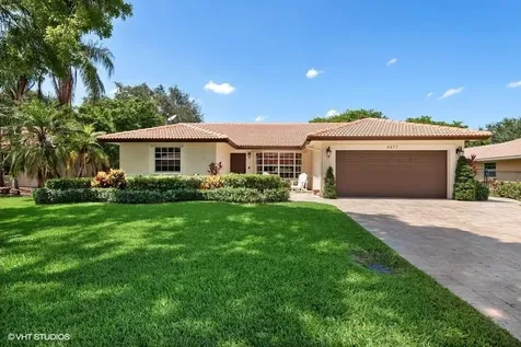 8477 NW 47th Drive Coral Springs FL 33067