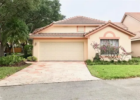 1862 NW 94th Avenue Plantation FL 33322