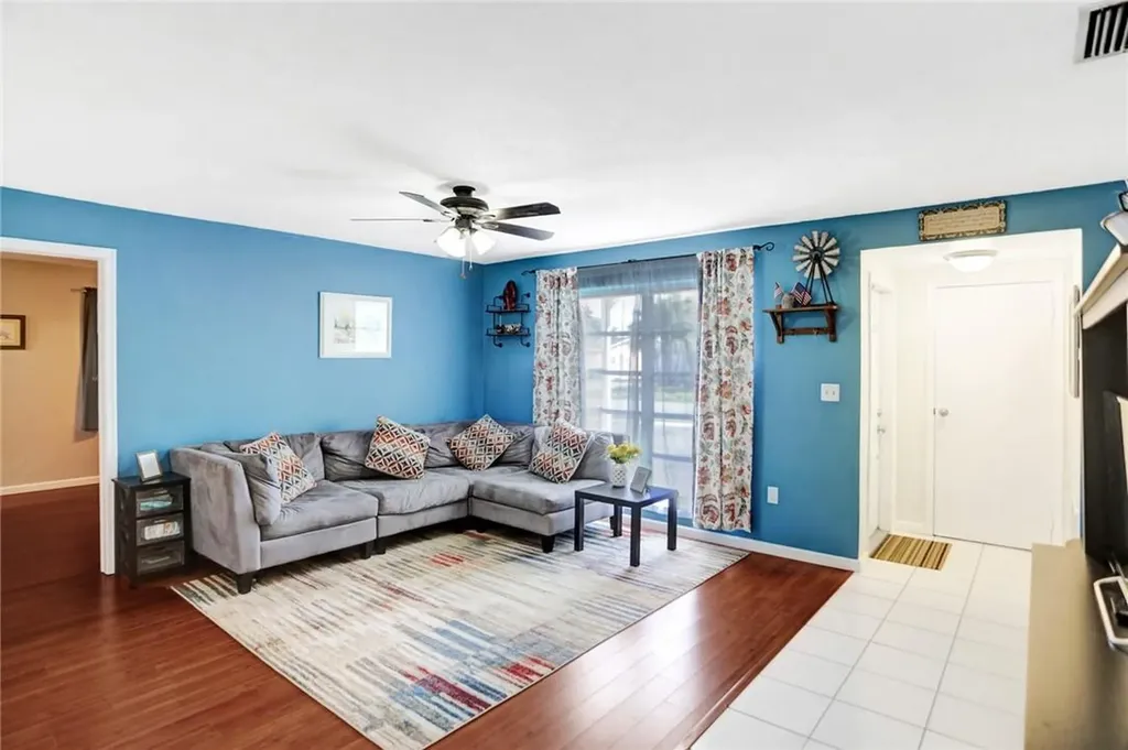 8551 NW 28th Street Sunrise FL 33322