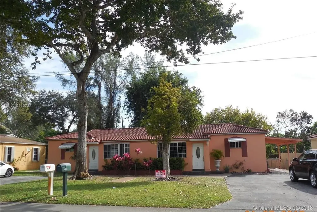 11301 NE 11th Place Biscayne Park FL 33161