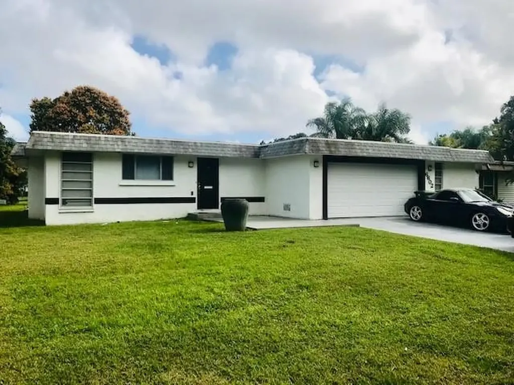 6602 NW 74th Avenue Tamarac FL 33321
