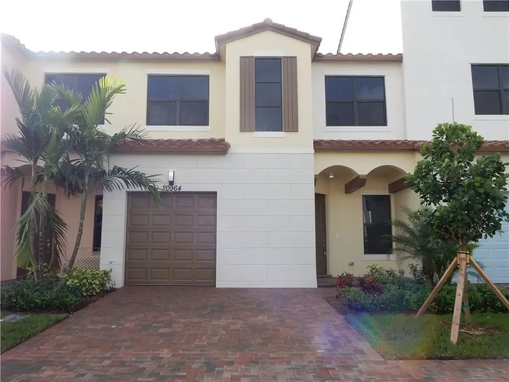 20964 NW 1st Court Pembroke Pines FL 33029