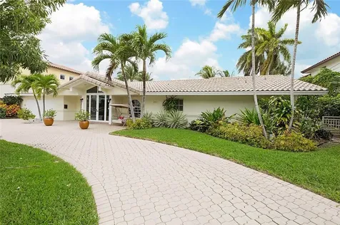 2411 NE 34th Court Lighthouse Point FL 33064