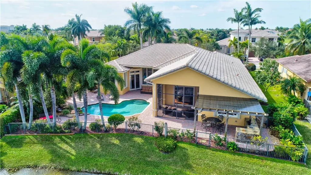 11807 NW 69th Place Parkland FL 33076