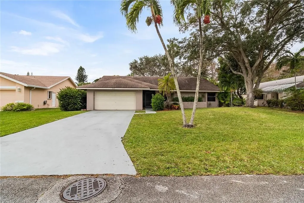 2241 NW 40th Terrace Coconut Creek FL 33066