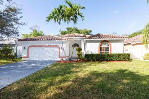 5450 NW 57th Avenue Coral Springs FL 33067