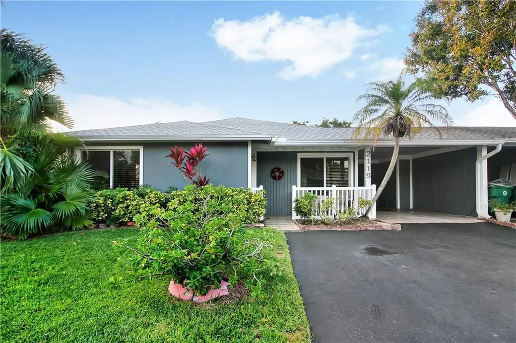 2119 SW 71st Way Davie FL 33317