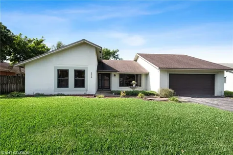 1211 NW 78th Avenue Plantation FL 33322