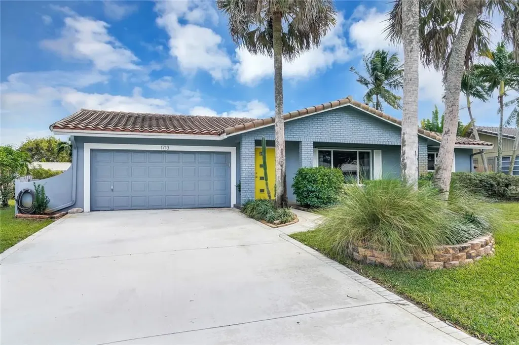 1713 NW 82nd Avenue Coral Springs FL 33071