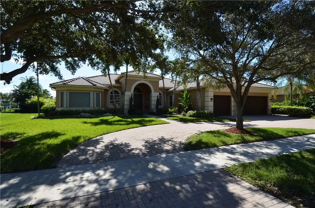 13062 SW 40th Street Davie FL 33330