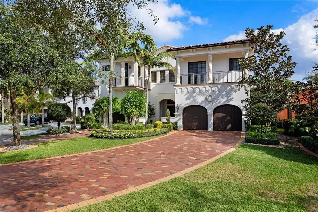 9341 Eden Manor Parkland FL 33076