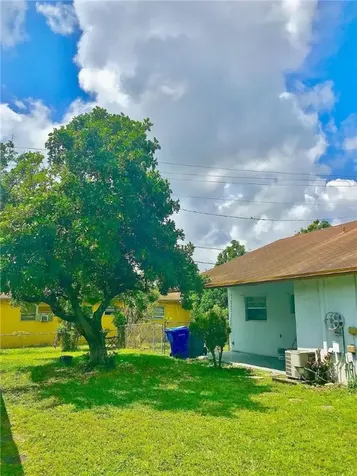 6200-6212 Fillmore Street Hollywood FL 33024