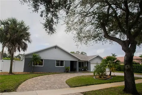 5820 SW 8th Street Plantation FL 33317