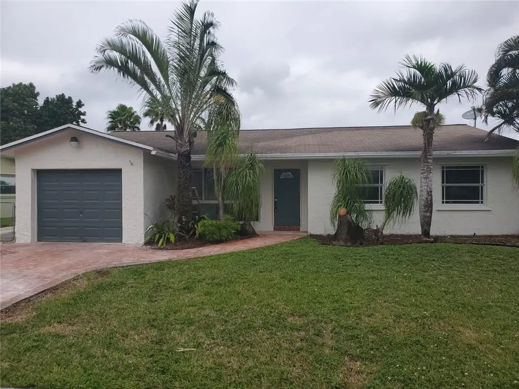 9431 NW 10th Street Pembroke Pines FL 33024