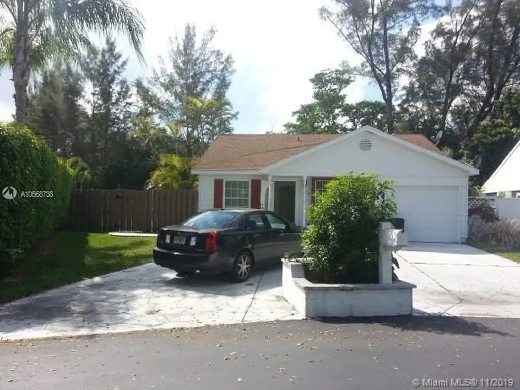 11196 Sacco Drive Boca Raton FL 33428