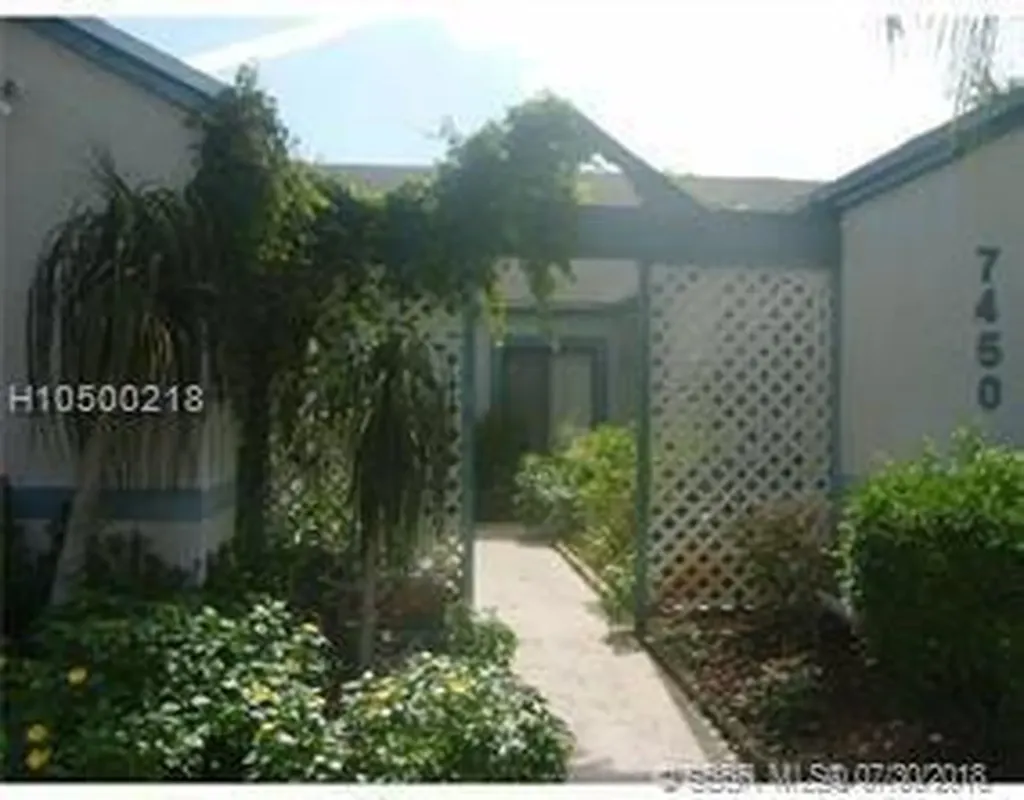 7450 NW 34th Street Lauderhill FL 33319