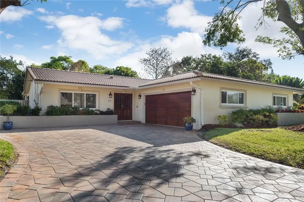 115 NW 84th Way Coral Springs FL 33071