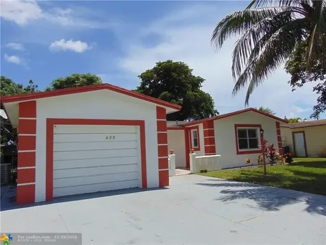 932 SW 70th Way North Lauderdale FL 33068