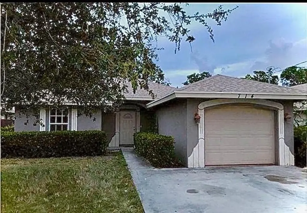 714 Washington Avenue Lake Worth Beach FL 33460