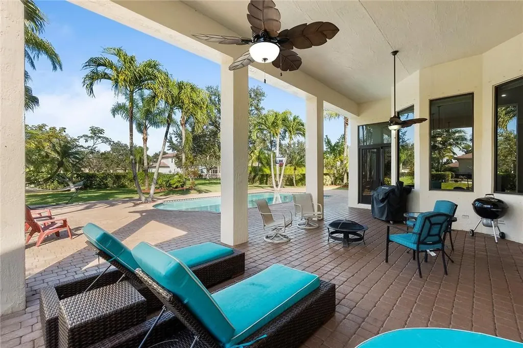 13865 SW 43rd Street Davie FL 33330