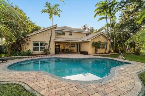 885 SW 174th Terrace Pembroke Pines FL 33029
