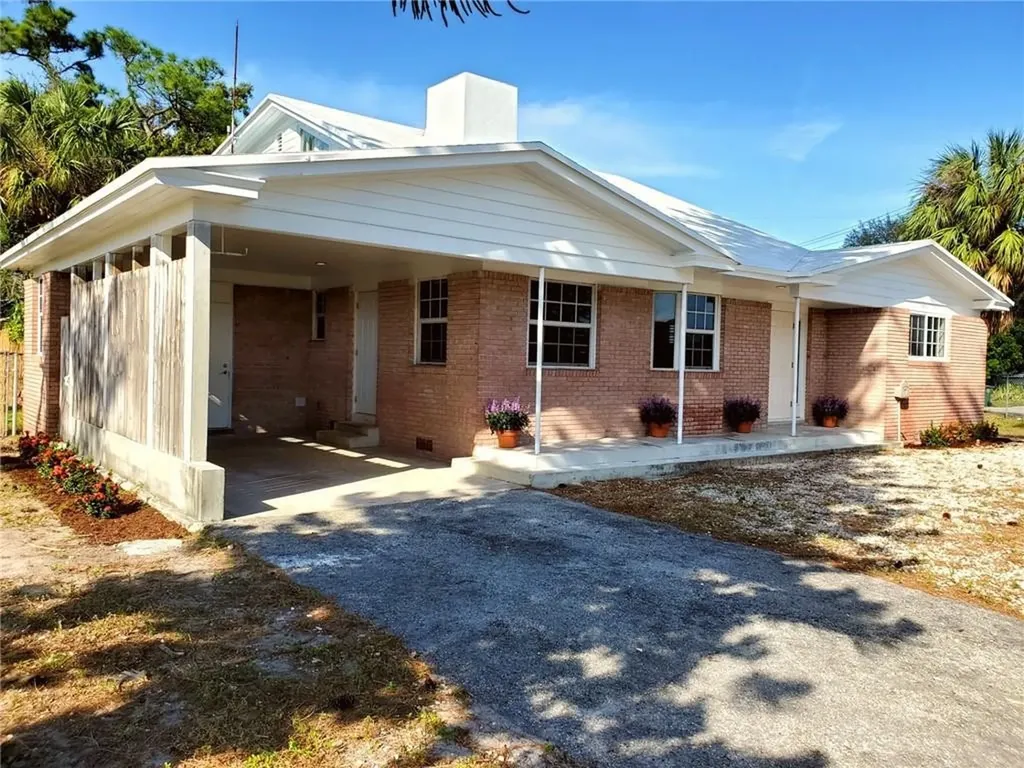 501 NW 40th Court Oakland Park FL 33309