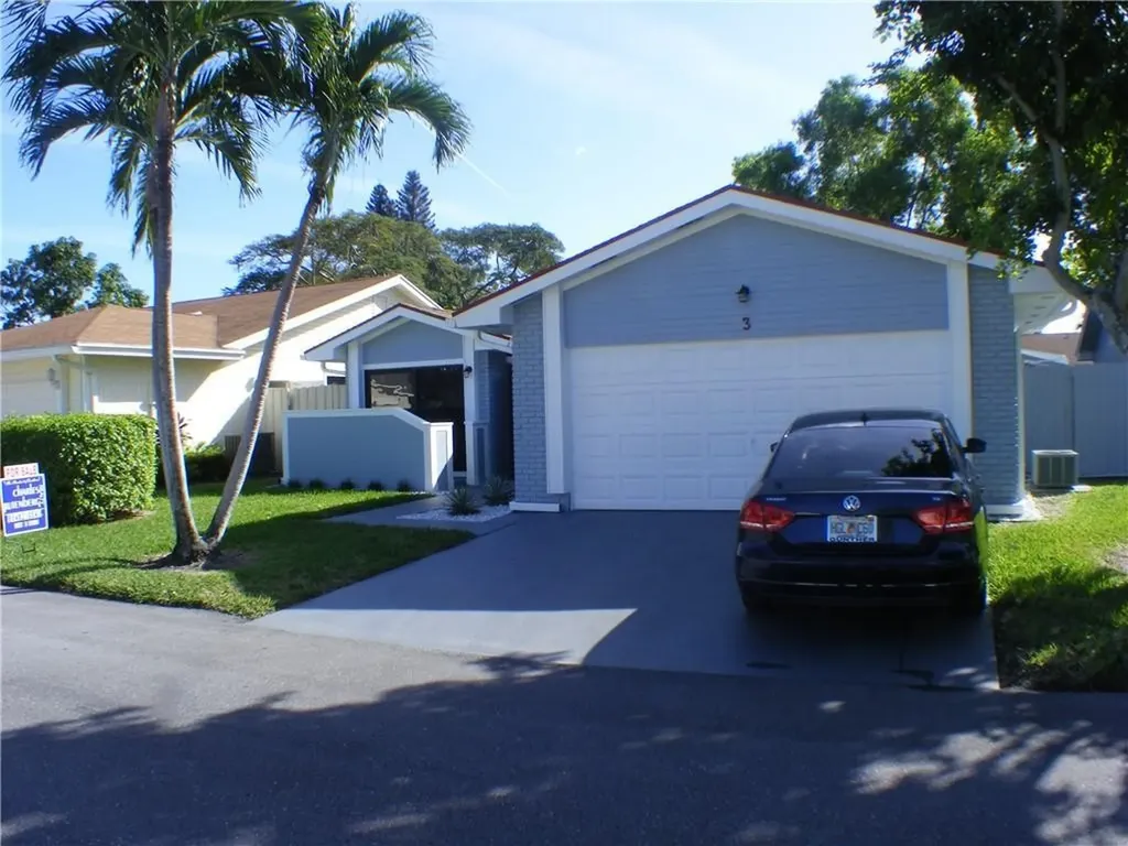 3 Fenwick Place Boynton Beach FL 33426