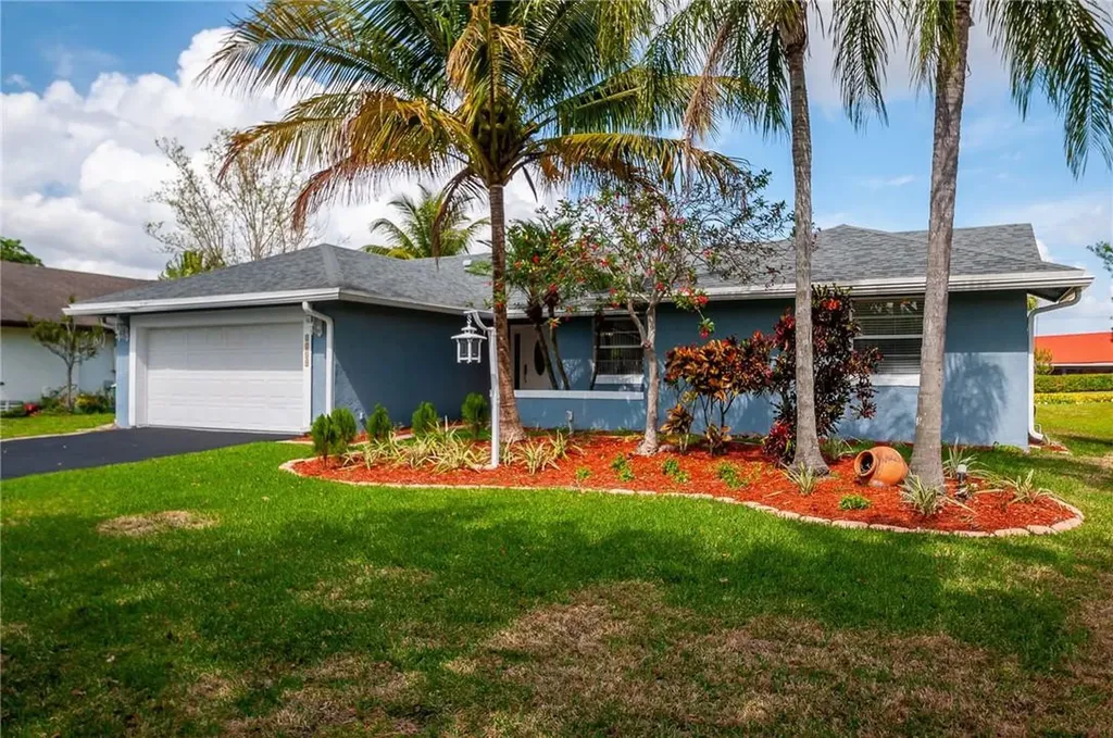 8309 NW 80th Place Tamarac FL 33321