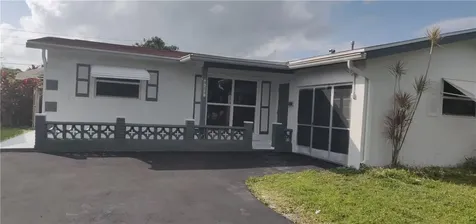 2497 NW 84th Way Sunrise FL 33322