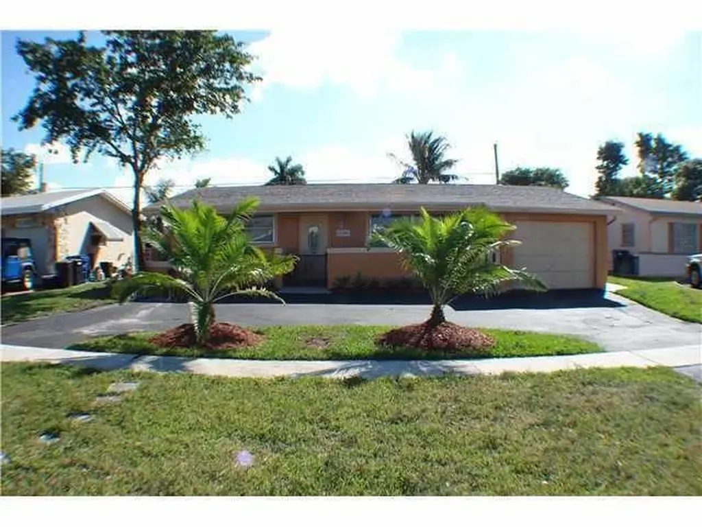 9200 NW 25th Court Sunrise FL 33322