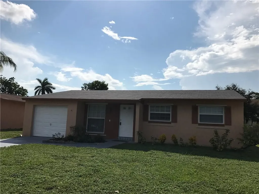 161 SW 79th Avenue Margate FL 33068