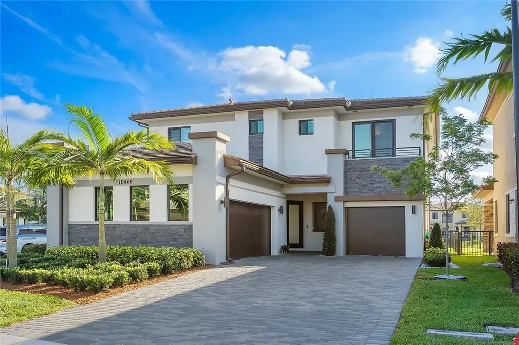 10466 Waves Way Parkland FL 33076