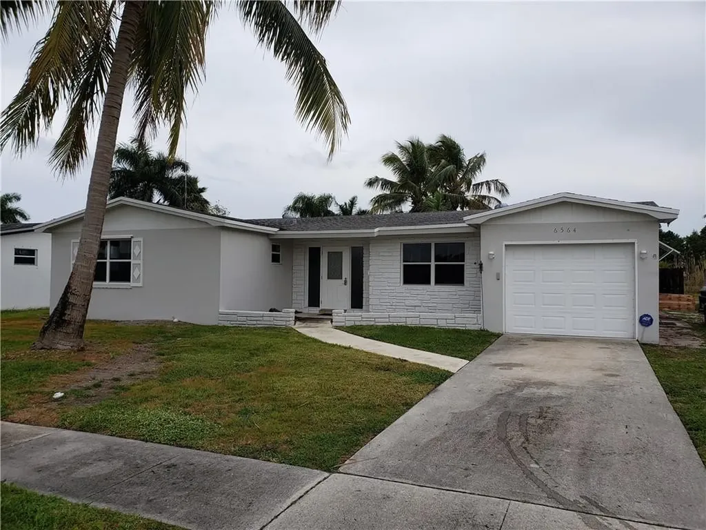 6564 NW 1st Street Margate FL 33063