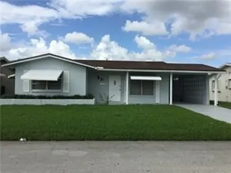5713 NW 72nd Avenue Tamarac FL 33321