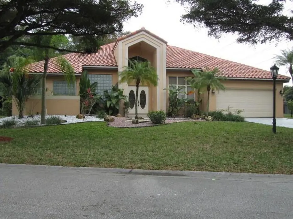 4801 Chardonnay Drive Coral Springs FL 33067
