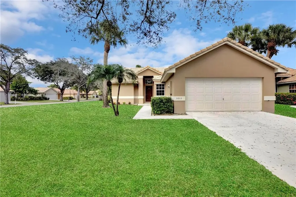 3803 S Lancewood Place Delray Beach FL 33445