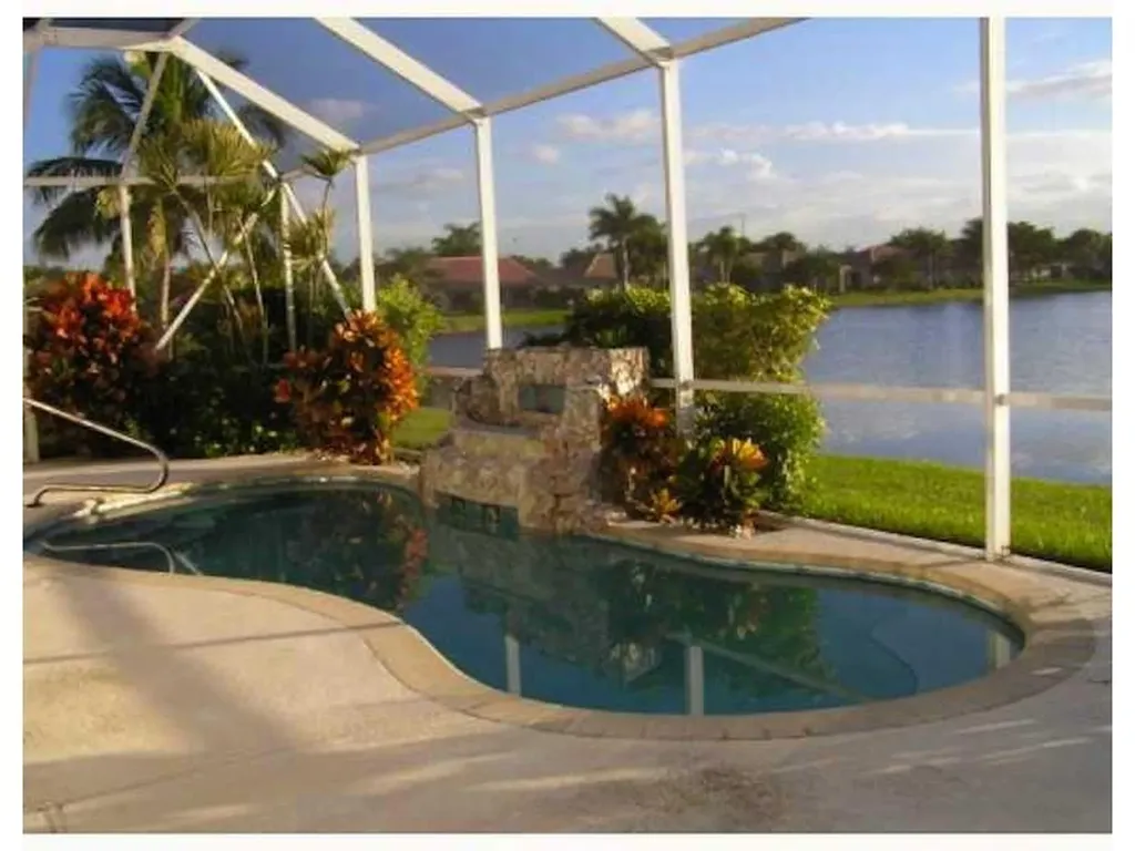 6182 NW 45th Avenue Coconut Creek FL 33073