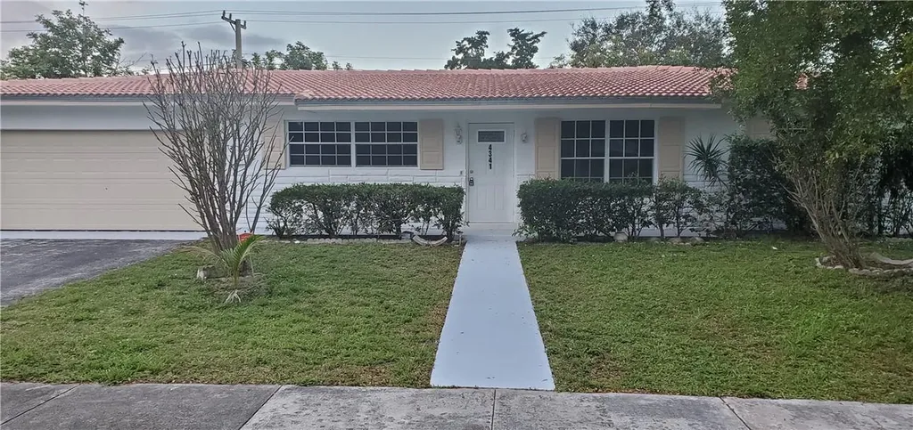4341 NW 4th Court Plantation FL 33317