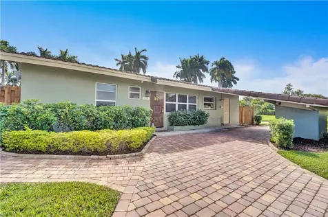 1538 Cleveland Street Hollywood FL 33020