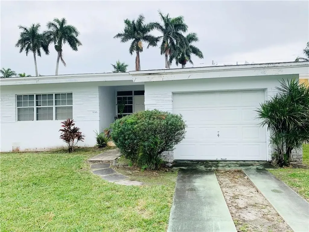1222 Hollywood Boulevard Hollywood FL 33019