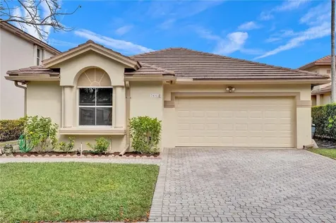 7431 NW 1st Place Plantation FL 33317