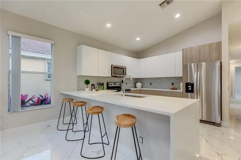 7199 Great Falls Circle Boynton Beach FL 33437