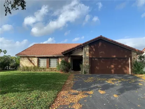 8557 NW 1st Street Coral Springs FL 33071