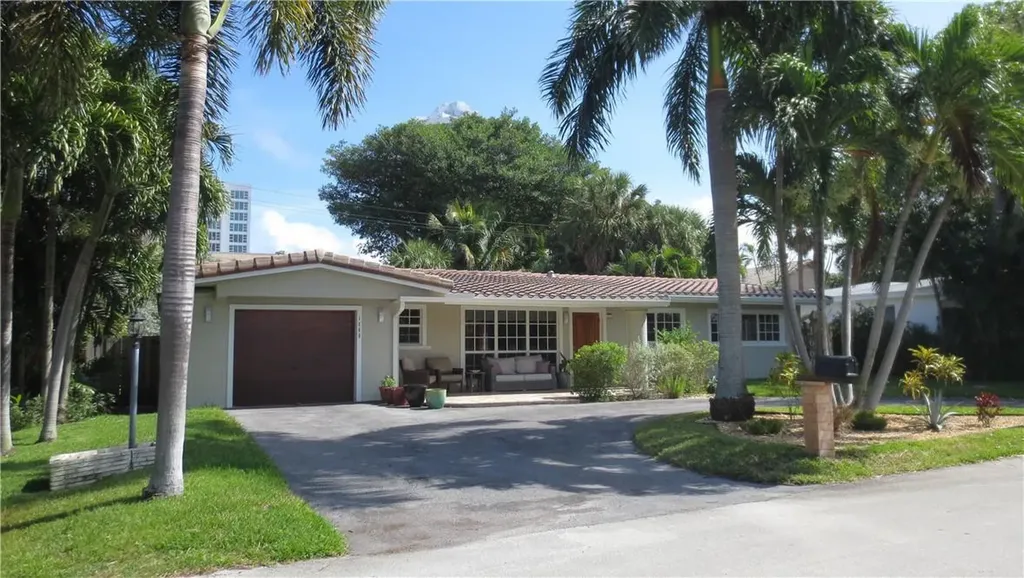 1660 Bel Air Avenue Pompano Beach FL 33062