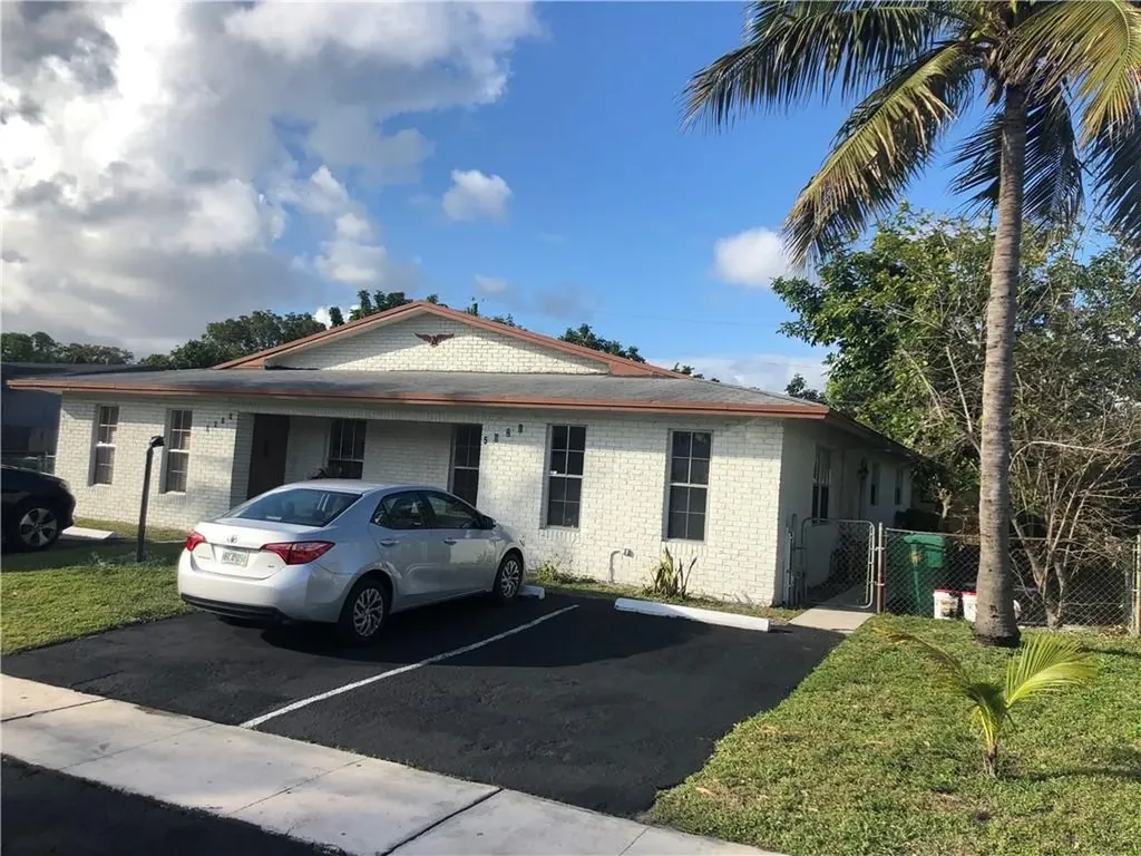 5871 NW 19th Court Lauderhill FL 33313