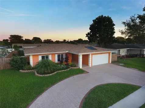 8014 NW 75th Avenue Tamarac FL 33321