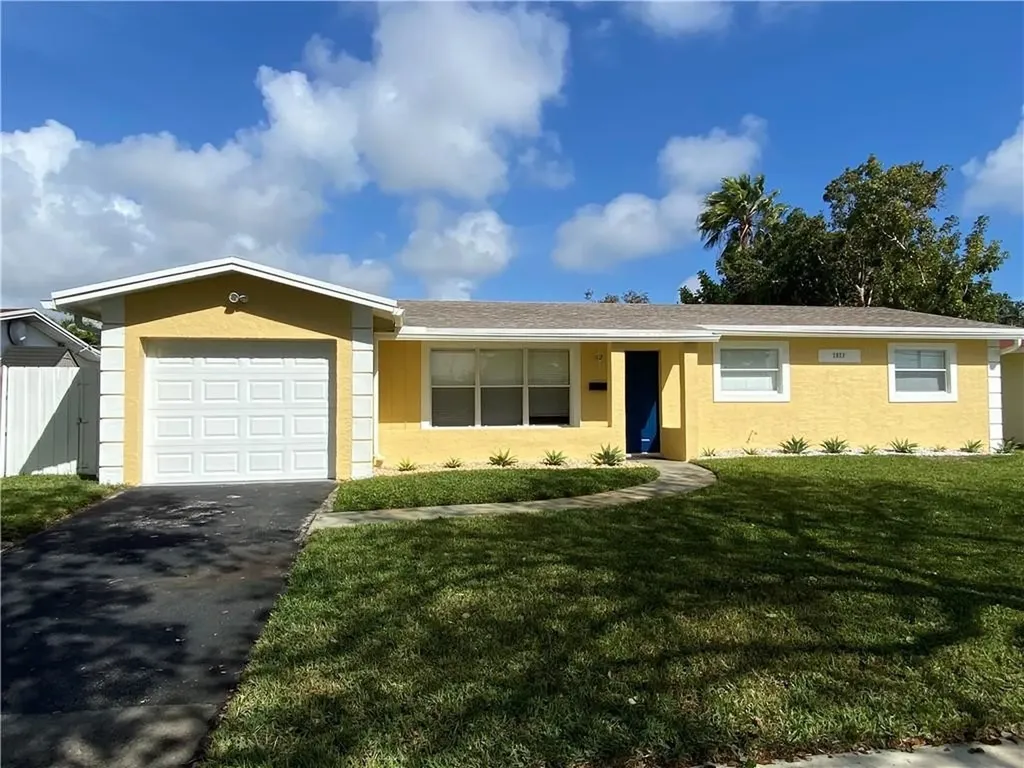 2823 Cleveland Street Hollywood FL 33020