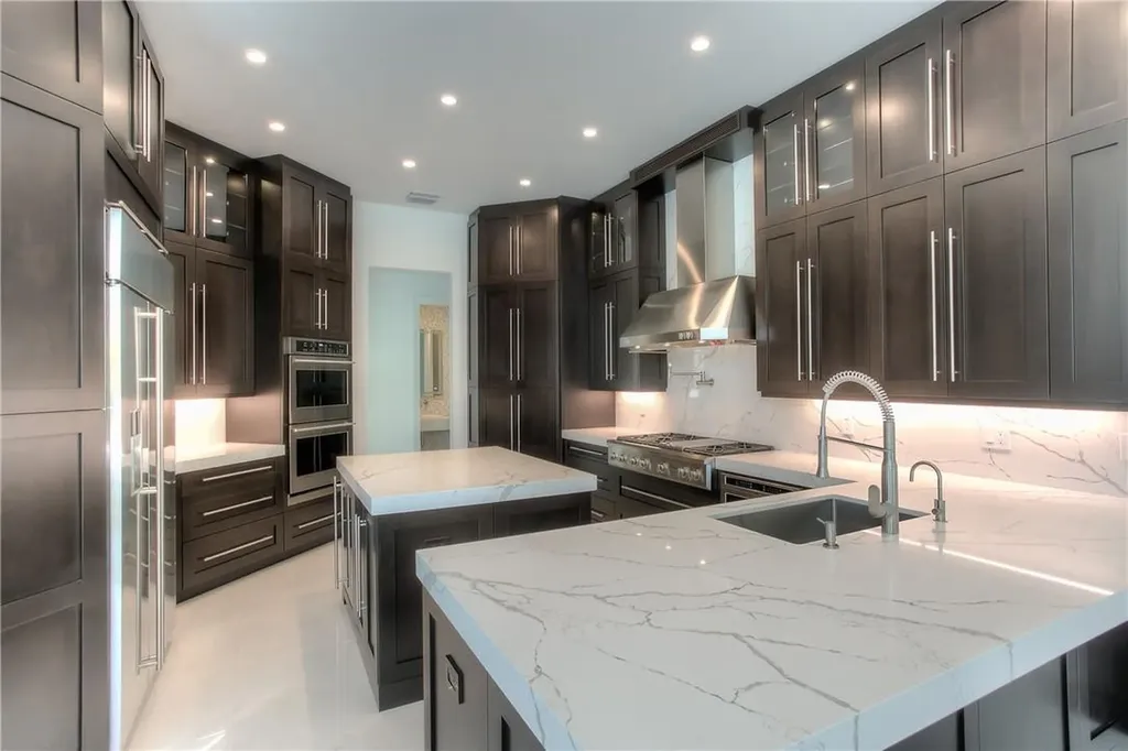 10100 Sweet Bay Street Plantation FL 33324