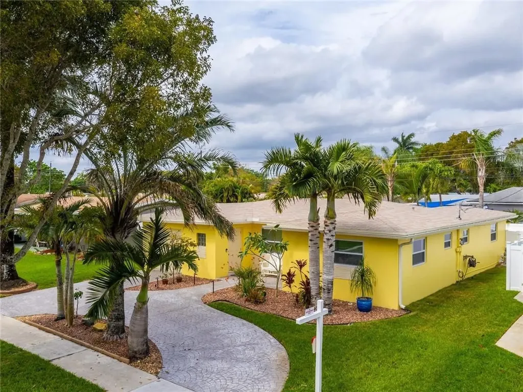9453 SW 53rd Street Cooper City FL 33328